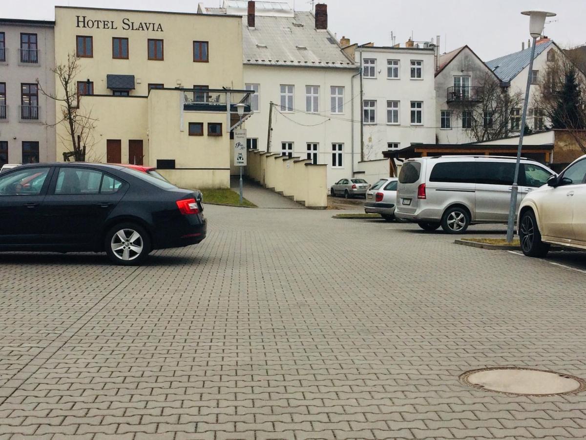 Hotel Ungar Свитави Экстерьер фото